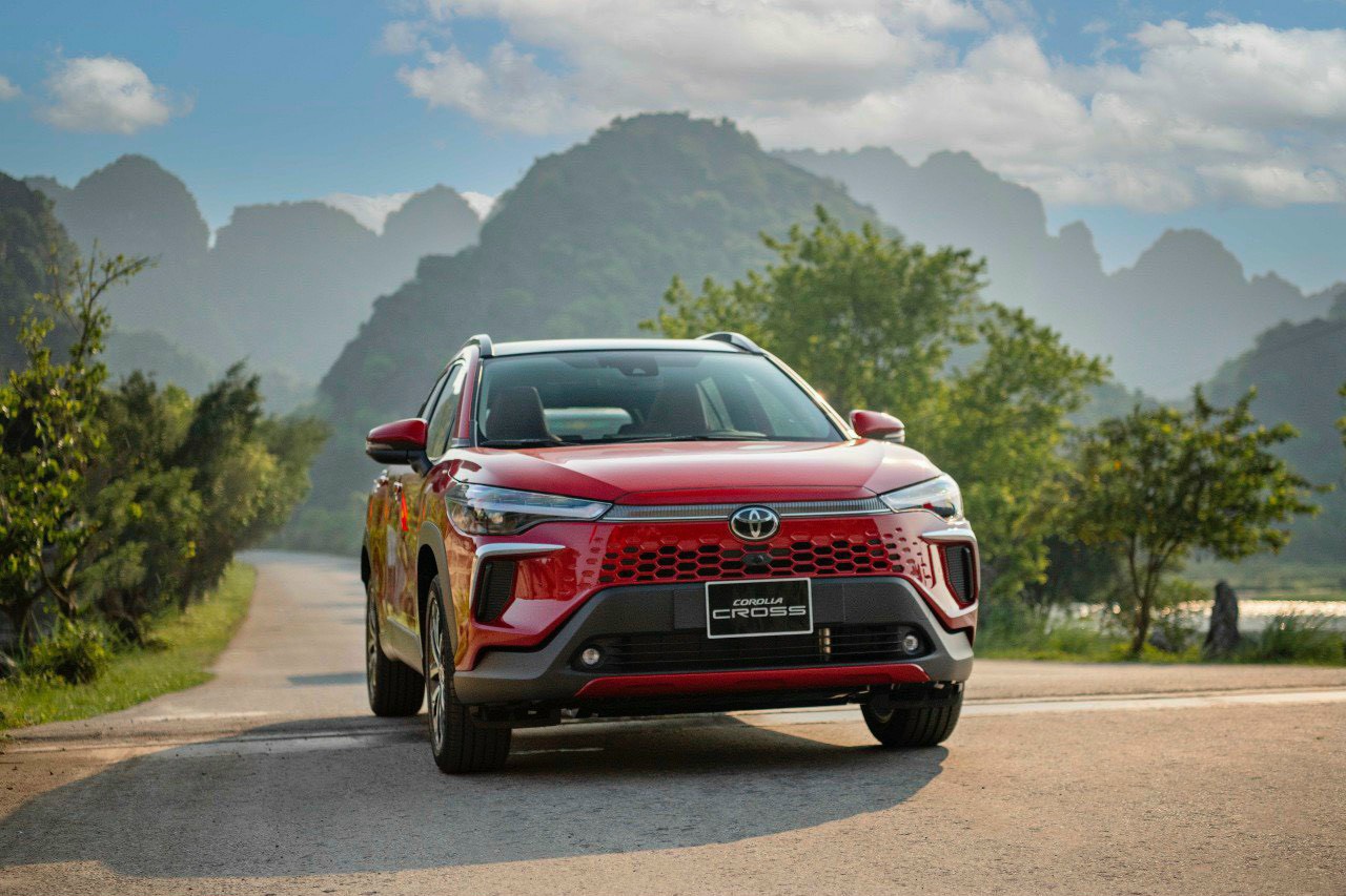 COROLLA CROSS