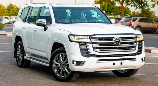 Chi tiết Toyota Land Cruiser 2022 phiên bản VXR cao cấp nhất tại Trung Đông và sự khác biệt với phiên bản tại Việt Nam