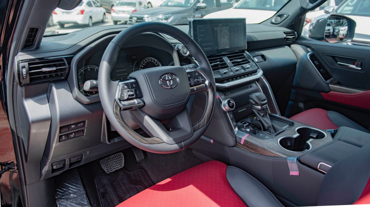 Chi tiết Toyota Land Cruiser 2022 phiên bản VXR cao cấp nhất có giá 2,5 tỷ đồng tại Trung Đông Chi tiết Toyota Land Cruiser 2022 phiên bản VXR cao cấp nhất có giá 2,5 tỷ đồng tại Trung Đông