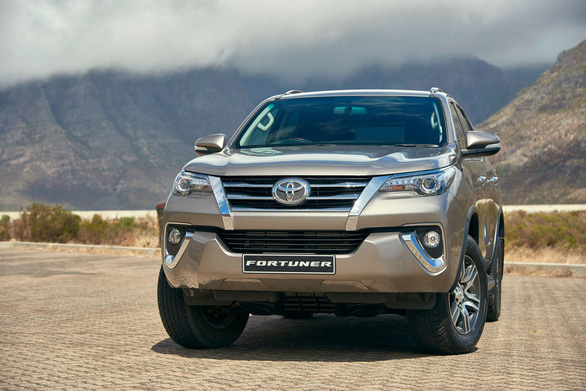 Fortuner 2.4 G 4×2 AT 2019 | Máy dầu số tự động 1 cầu