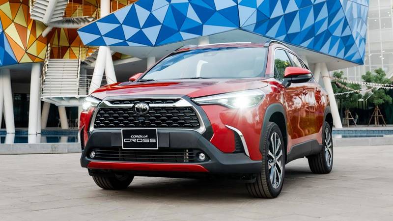 Chi tiết giá lăn bánh xe Toyota Cross 2021