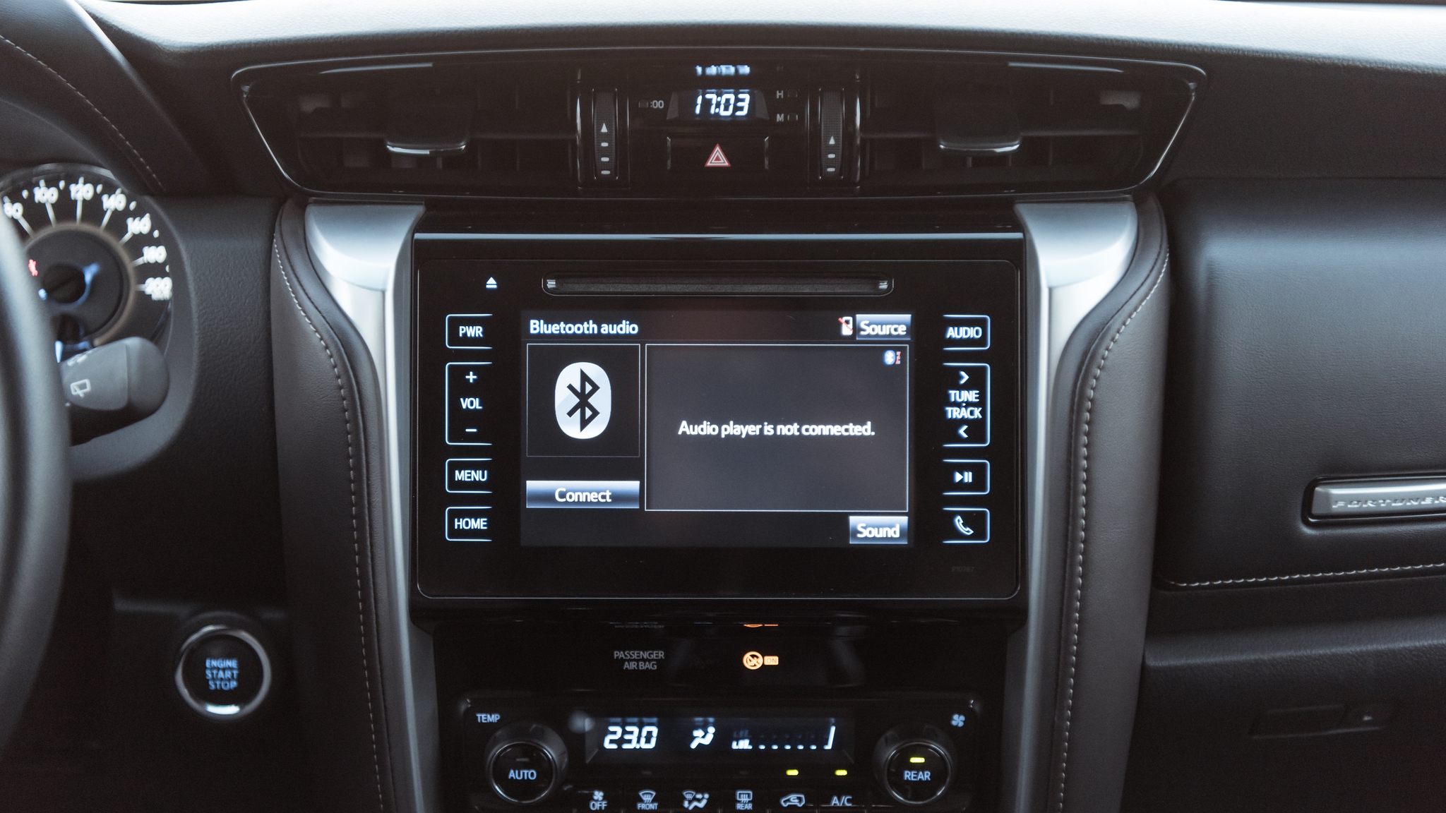 toyota-fortuner-trd-interior-autodaily-05.jpg