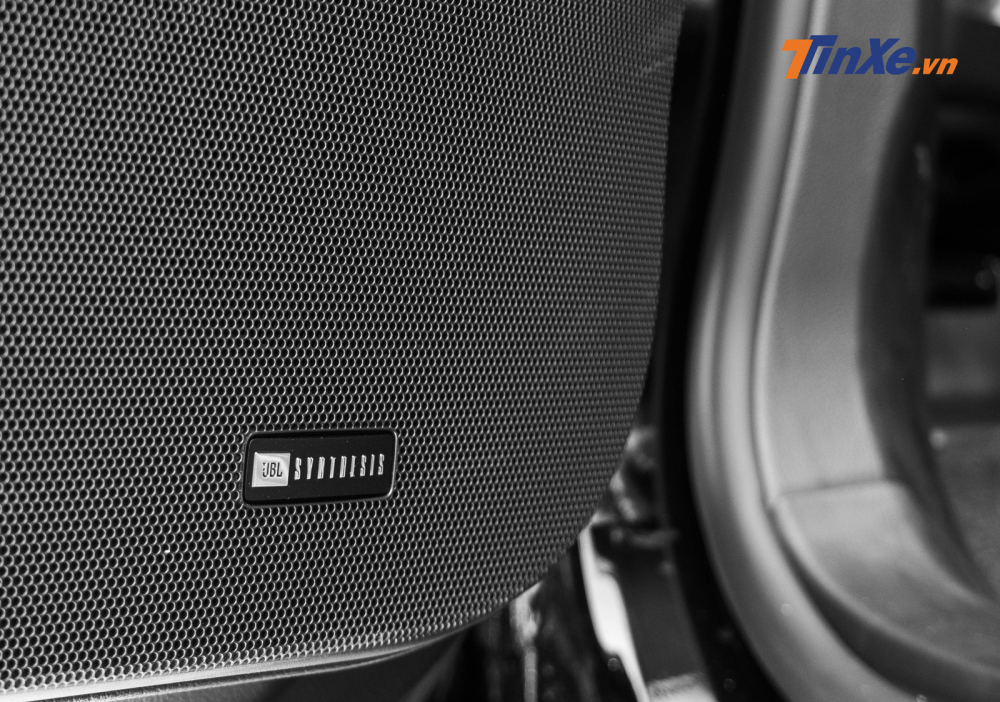 Hệ thống âm thanh gồm 14 loa JBL Synthesis đem tới những trải nghiệm âm nhạc cao cấp Hệ thống âm thanh gồm 14 loa JBL Synthesis đem tới những trải nghiệm âm nhạc cao cấp