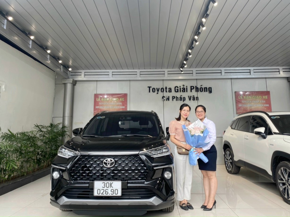 TVBH NGUYỄN THỊ THẮM GIAO 18 CHIẾC XE TRONG THÁNG 11.2022